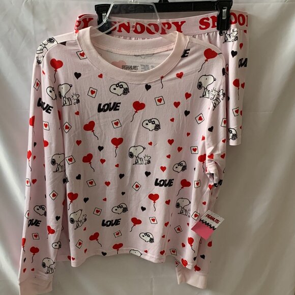 PEANUTS Snoopy Love Letters Knit Shorts Pajamas Set in Pink/Red Sz LARGE - Picture 1 of 5